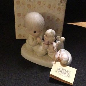 Vintage precious moments figurines